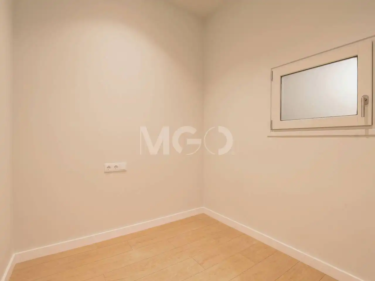 Habitación de Piso en venta en Vic con Calefacción, Parquet y Terraza