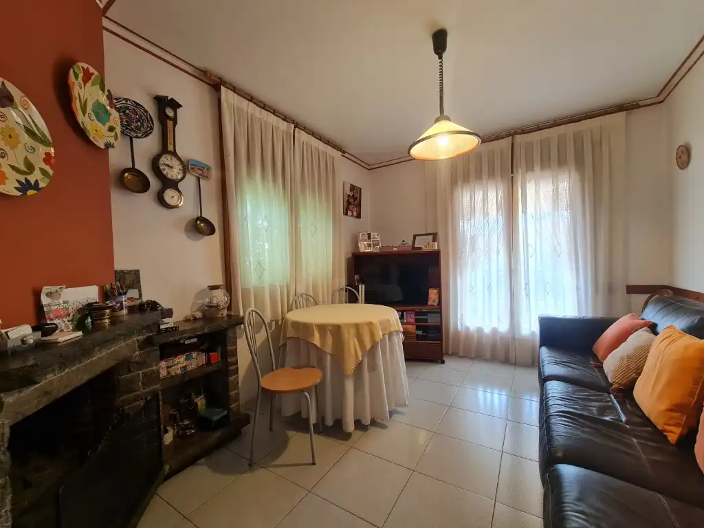 Sala de estar de Casa o chalet en venta en Girona con Jardín privado y Terraza