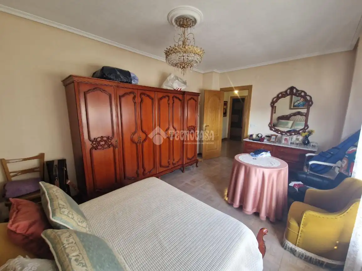 Habitación de Piso en venta en Palencia con Calefacción, Parquet y Terraza
