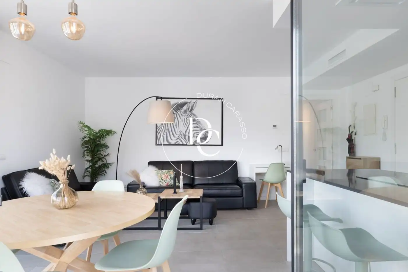 Wohnzimmer von Maisonette zum Verkauf in Sitges mit Klimaanlage, Heizung und Terrasse