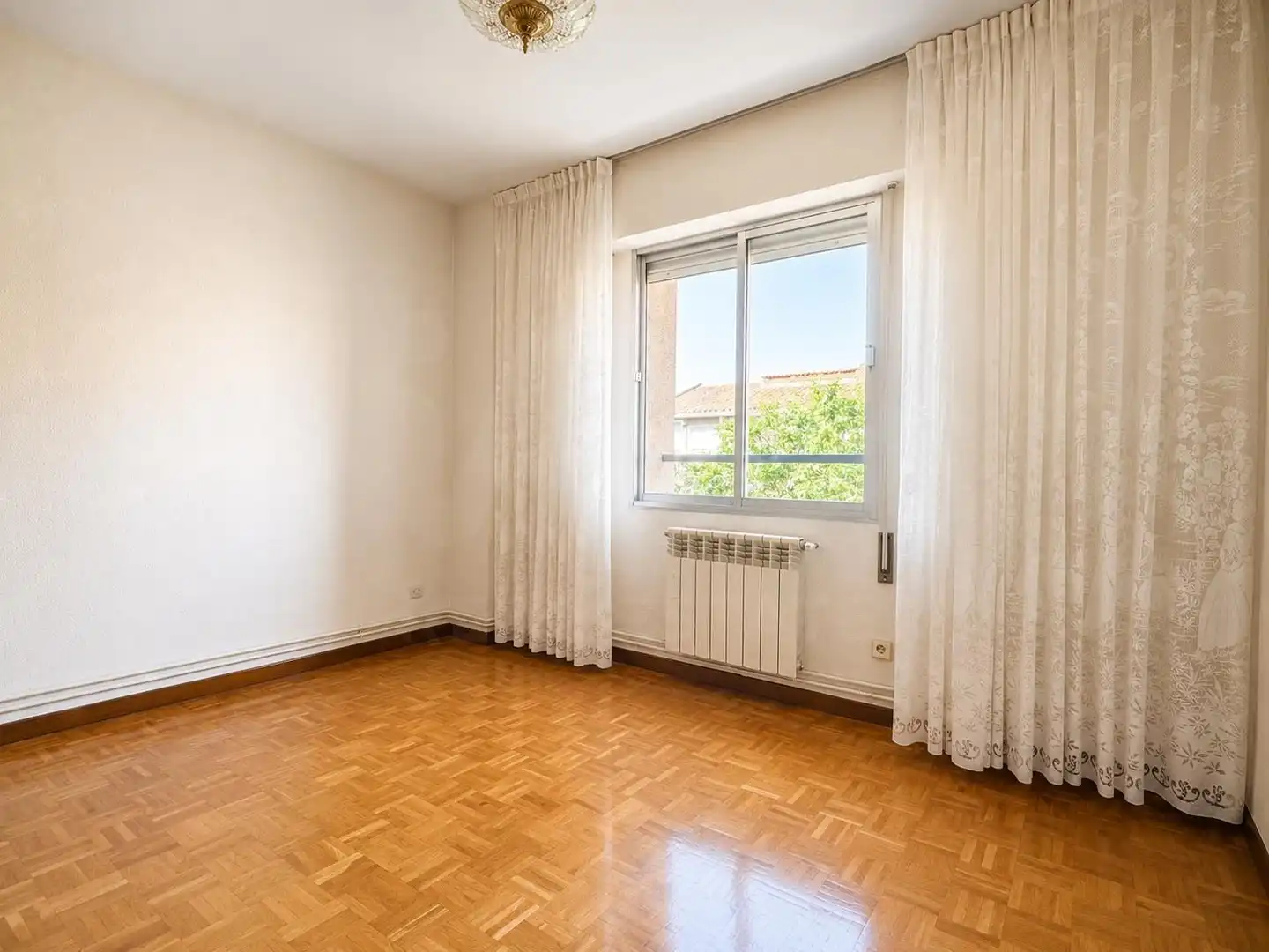 Habitación de Piso en venta en Madrid con Aire acondicionado, Calefacción y Terraza