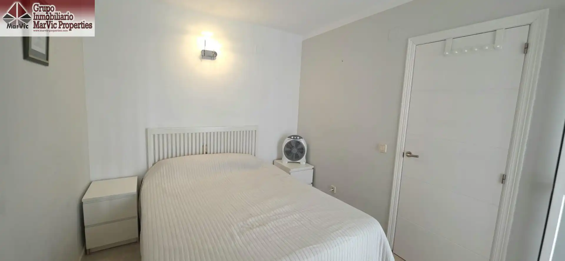 Bedroom of Flat for sale in Benidorm  with Furnished and Community pool