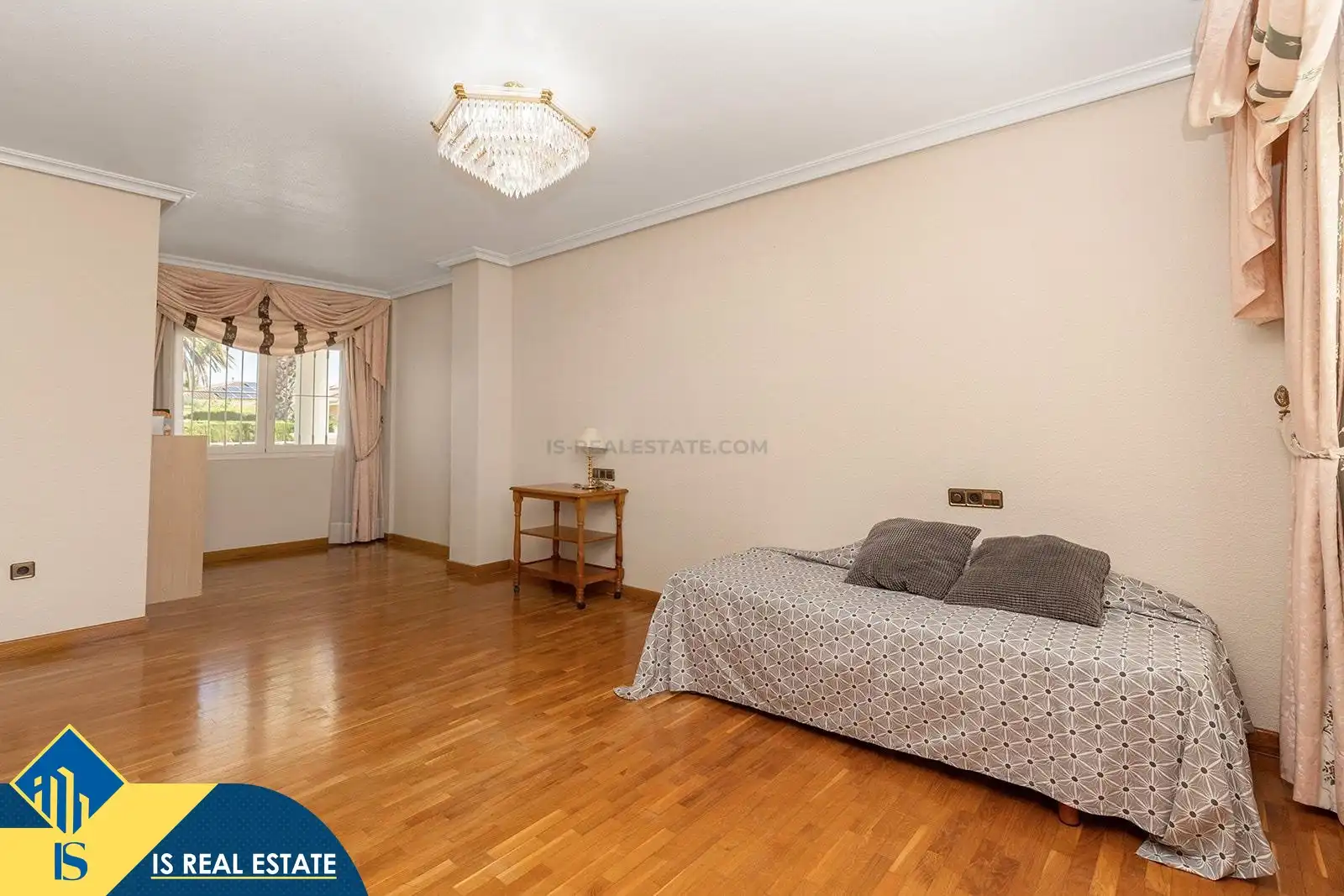 Chalet con jardín en venta en Zona Carrefour - Urbanizaciones, imagen 22