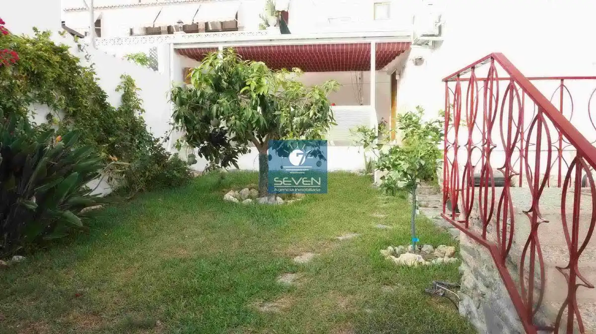 Villa con piscina in vendita a Los Almendros, imagen 9