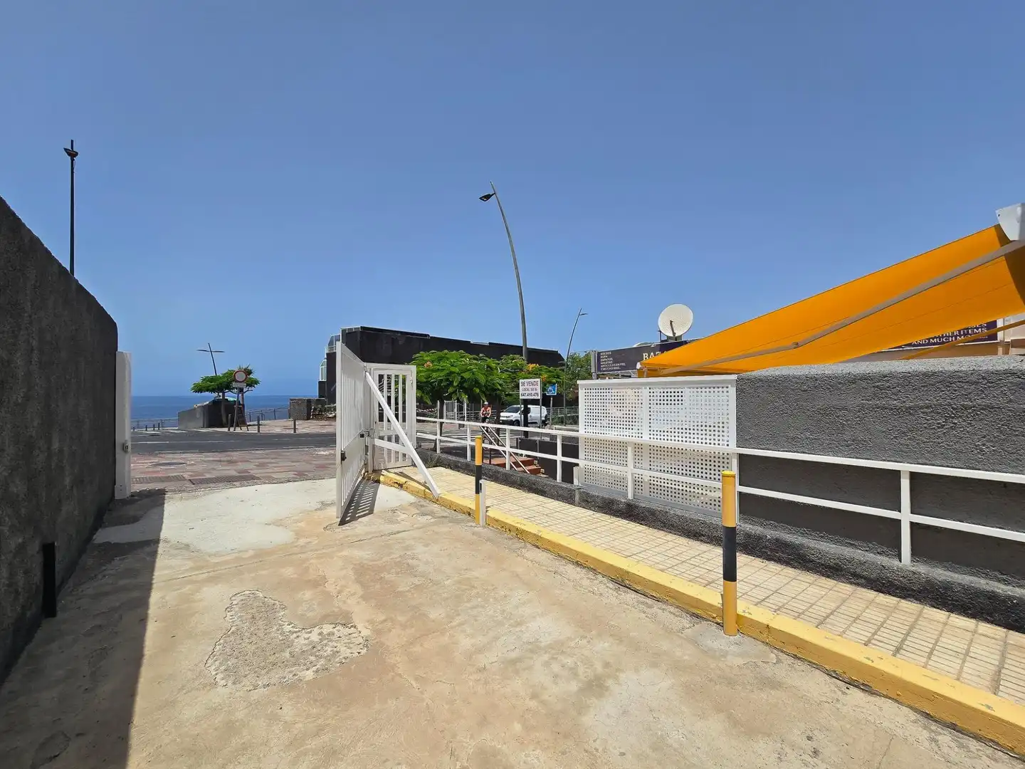 Vista exterior de Apartamento en venta en Guía de Isora con Terraza y Piscina comunitaria