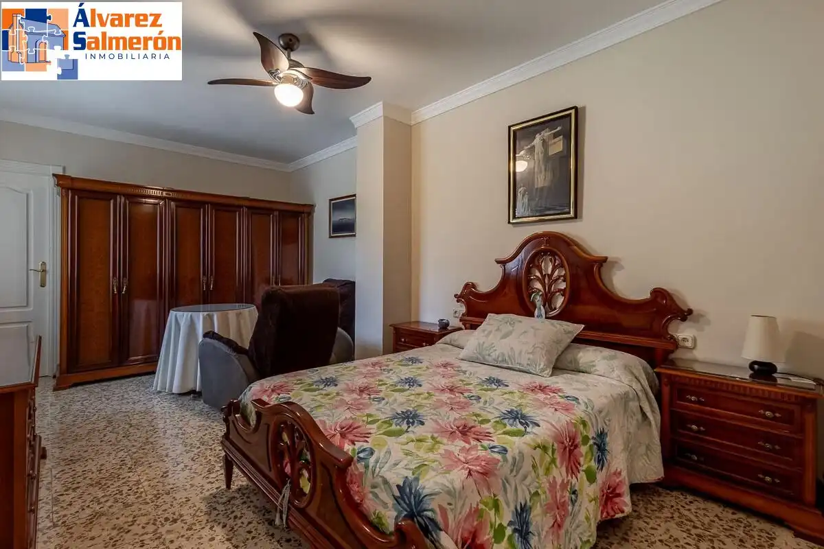 Piso con ascensor en venta en Genil, imagen 12
