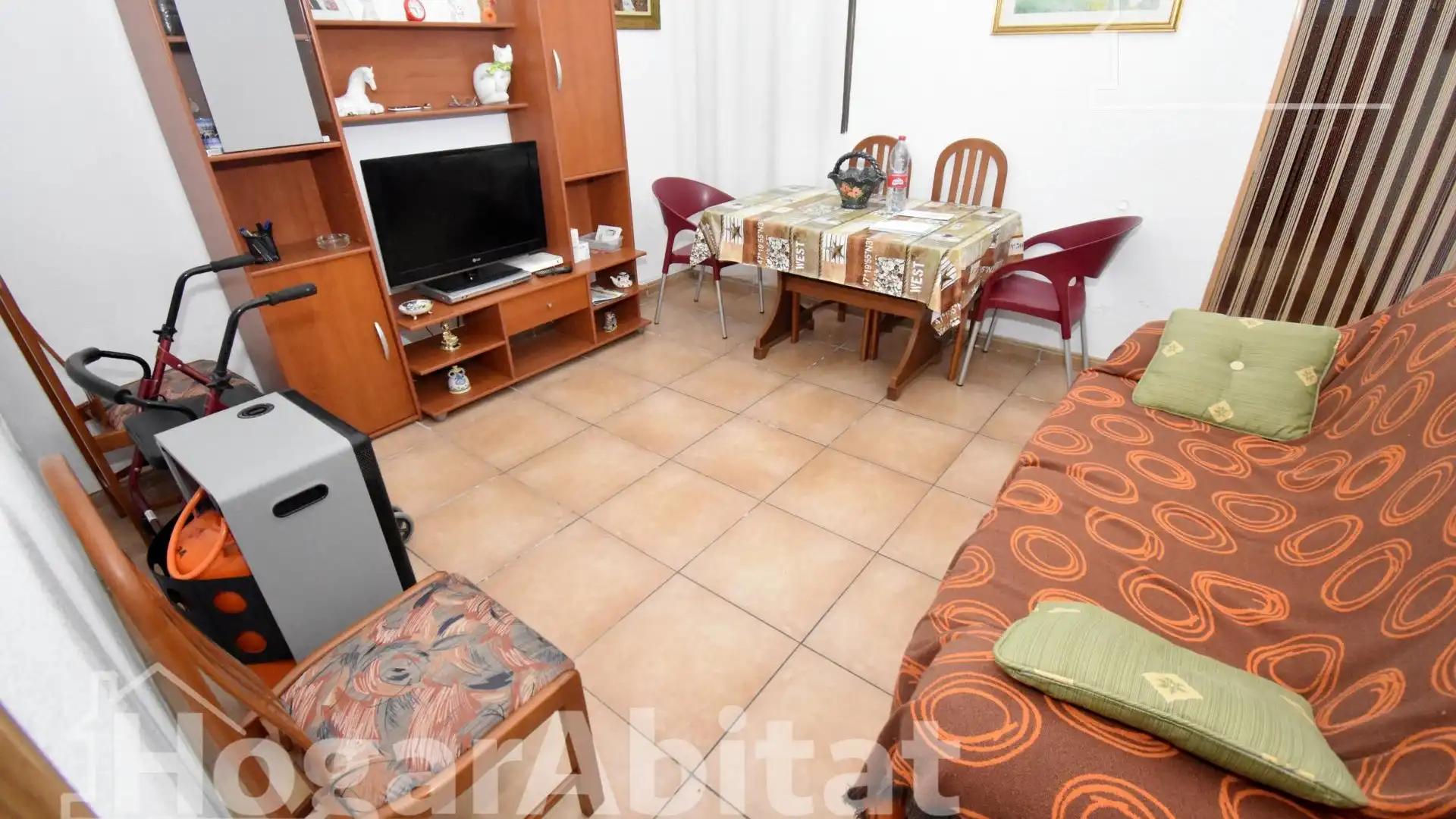 Flat for sale in Calle Pintor Camarón, Ensanche - Parque del Oeste