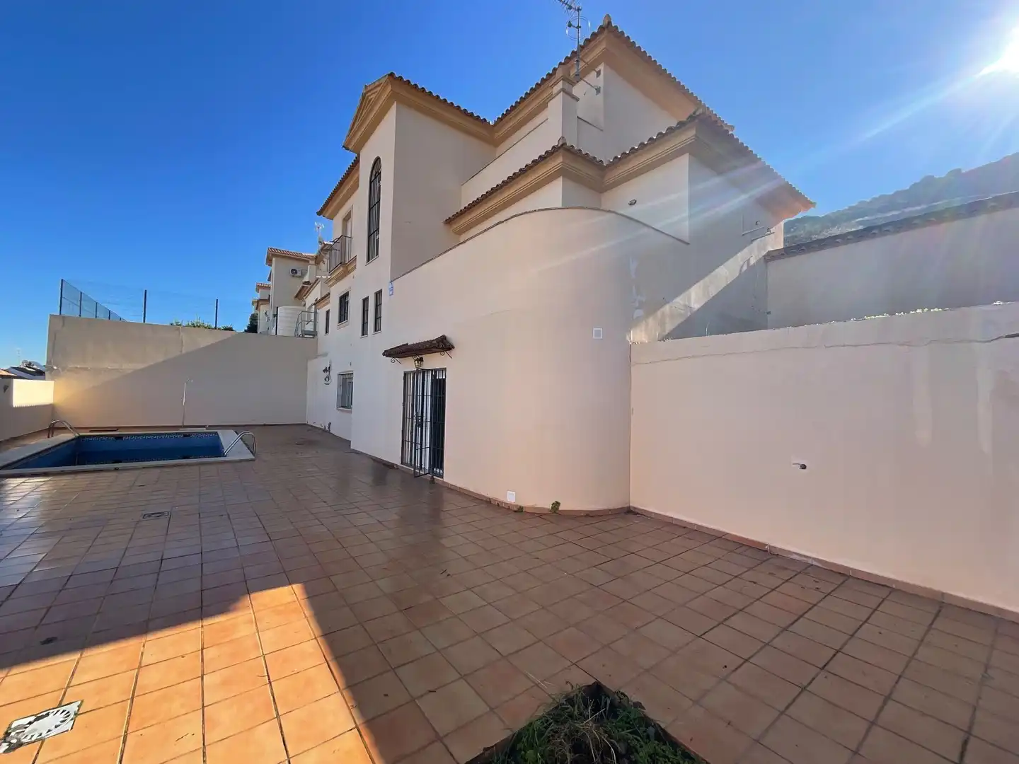 Vista exterior de Casa o chalet en venta en Antequera con Calefacción, Terraza y Trastero