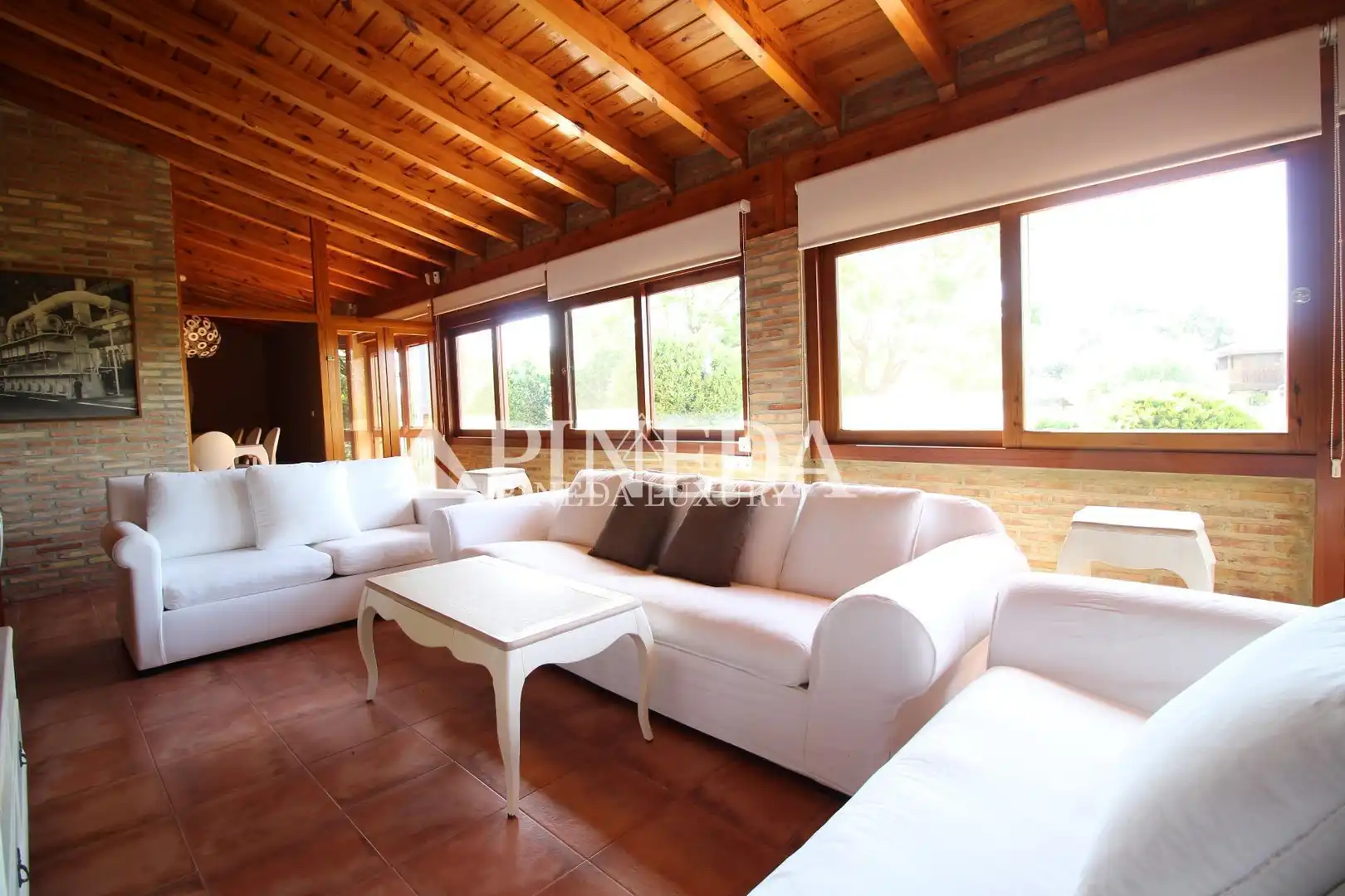 Sala d'estar de Casa o xalet en venda en El Puig de Santa Maria amb Aire condicionat, Jardí privat i Terrassa
