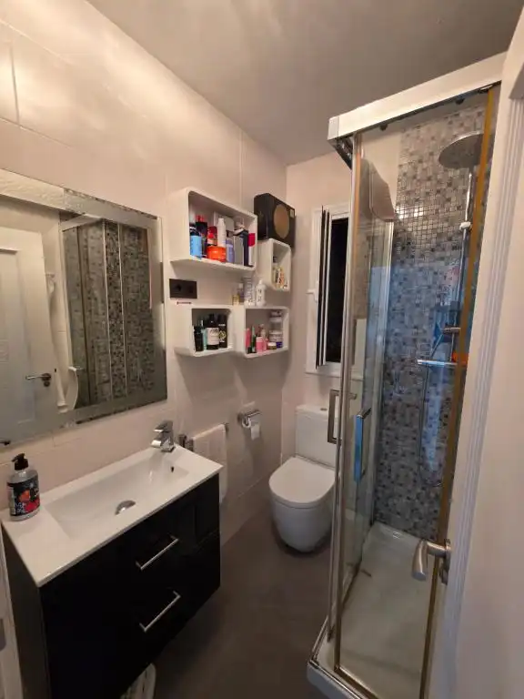 Badezimmer von Wohnung zum Verkauf in Bilbao  mit Heizung und Terrasse