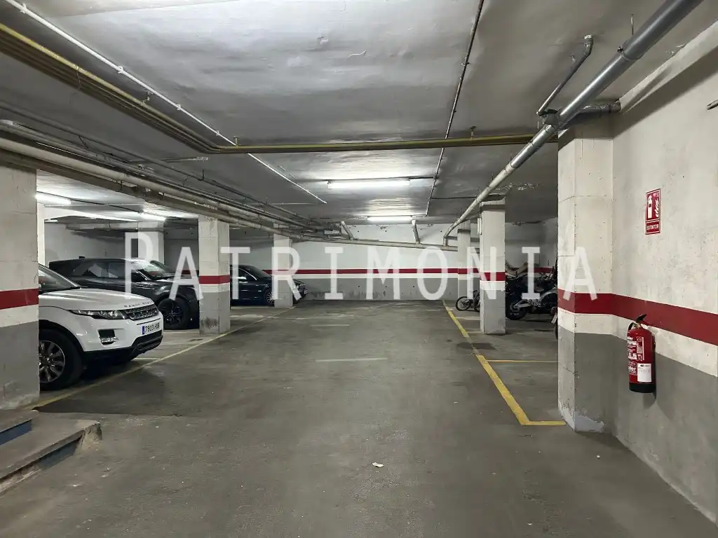 Aparcament de Garatge en venda en Barcelona