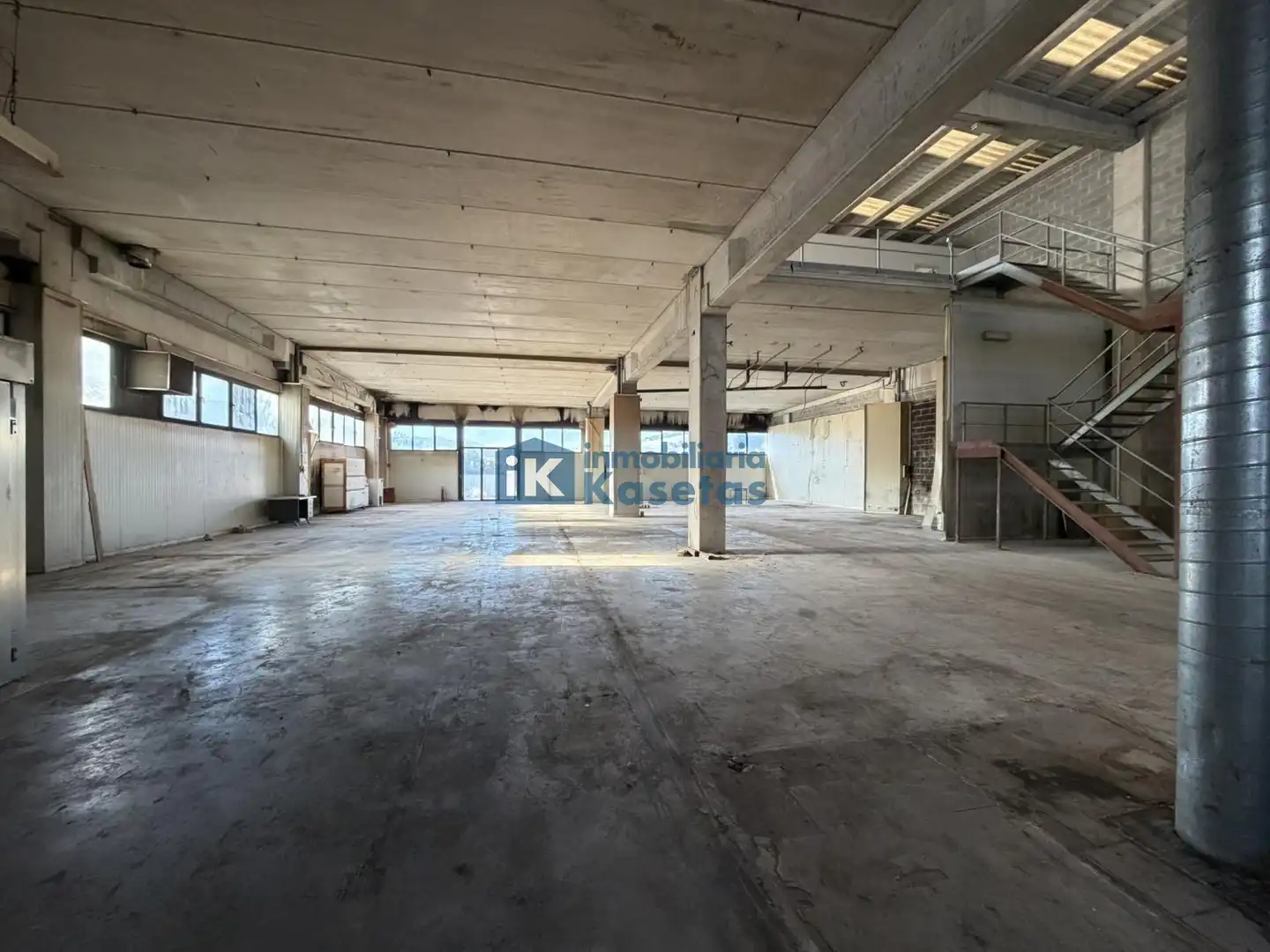 Industrial building for sale in Urbi, imagen 3