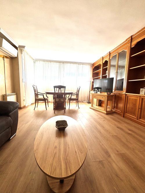 Sala de estar de Piso de alquiler en  Madrid Capital con Aire acondicionado, Calefacción y Parquet