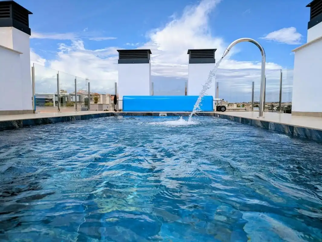 Apartment with pool for sale in Centro