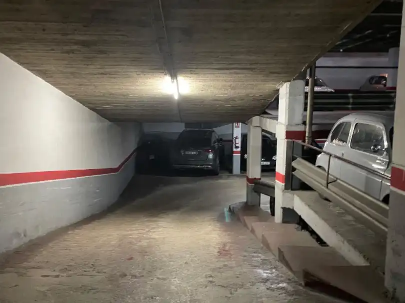 Einzelparkplatz zur Miete in Carrer de la Mare de deu de Gracia 1, imagen 2