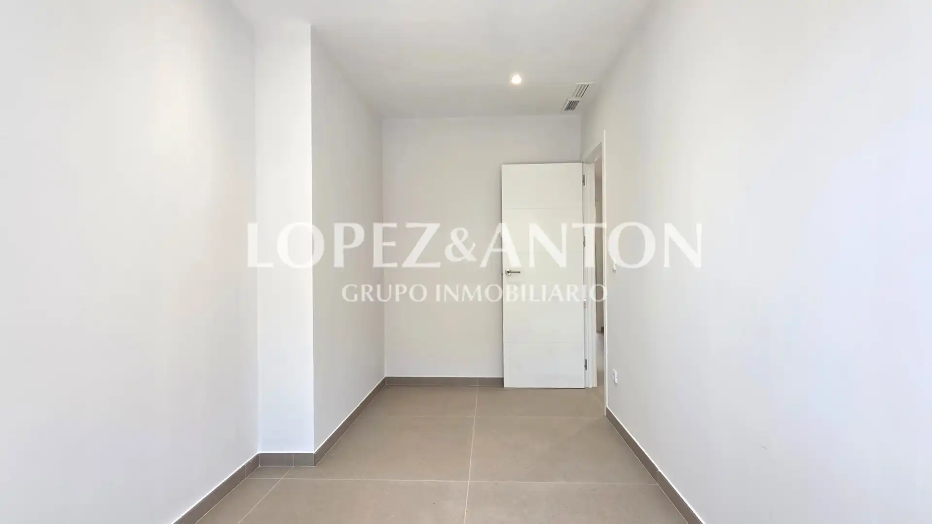 Casa adosada en venta en Benaguasil con Aire acondicionado, Calefacción y Terraza