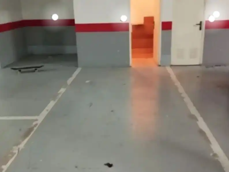 Parkplatz von Garage zur Miete in Marbella