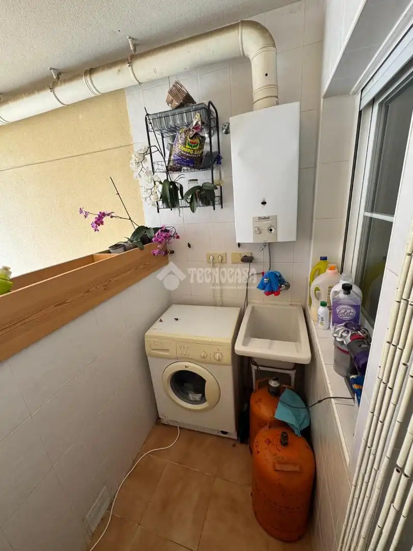 Cuina de Pis en venda en Estepona amb Terrassa