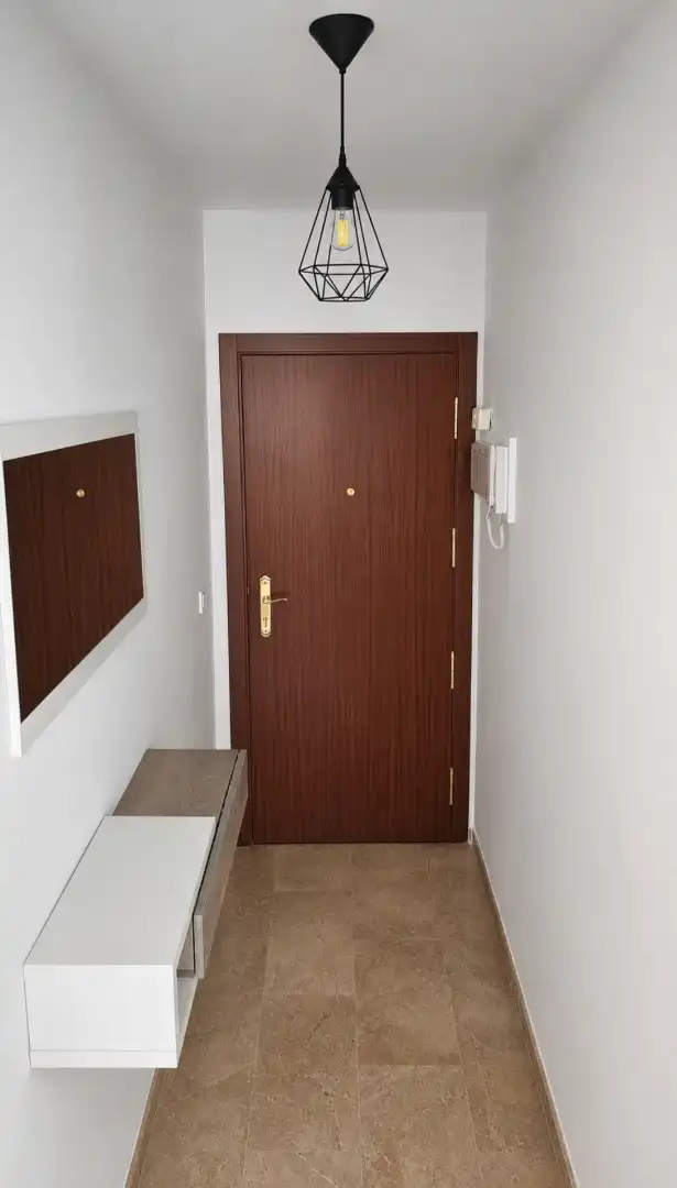 Wohnung zur Miete in Córdoba mit Klimaanlage, Privatgarten und Möbliert