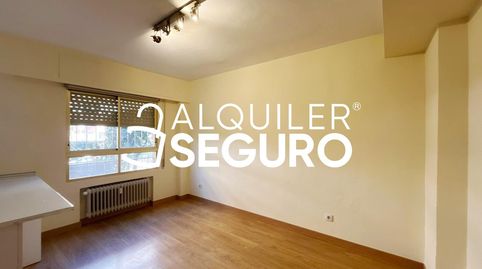 Foto 3 de Piso de alquiler en De Numancia, Valdezarza, Madrid Capital