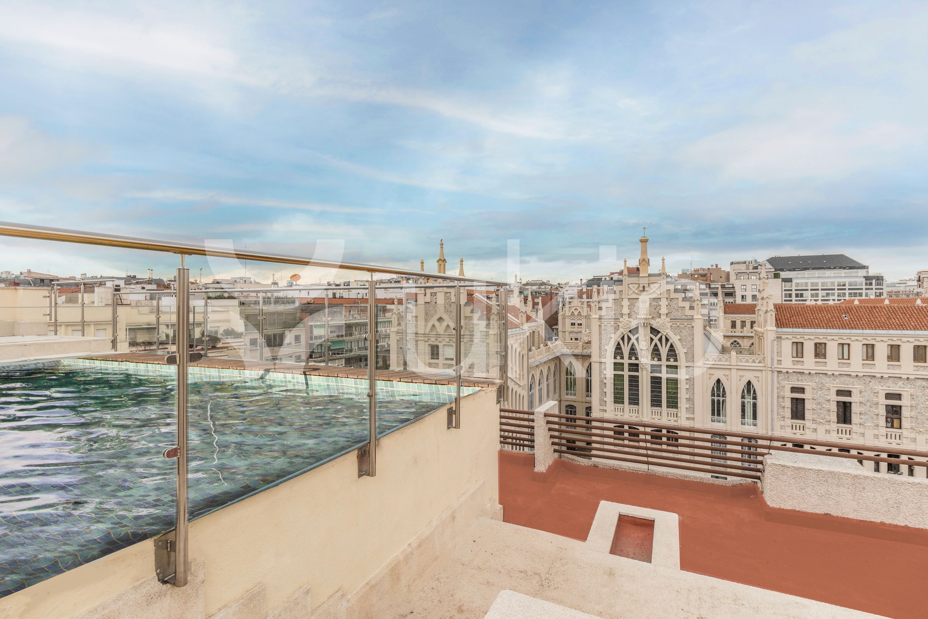 Terrasse von Wohnungen zur Miete in  Madrid Capital mit Klimaanlage, Möbliert und Waschmaschine