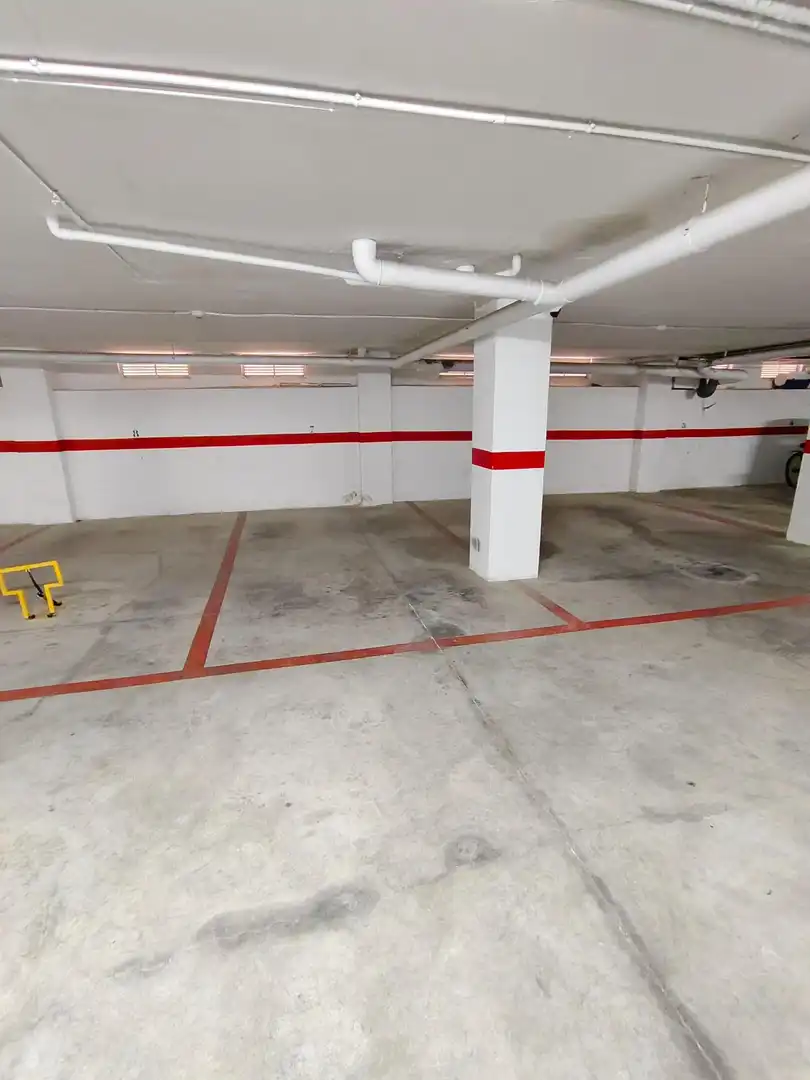 Apartamento con ascensor en venta en Avenida PINOSO DE 12, imagen 42