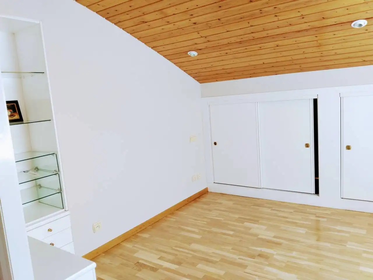 Dúplex de alquiler en Burgos con Calefacción, Parquet y Amueblado