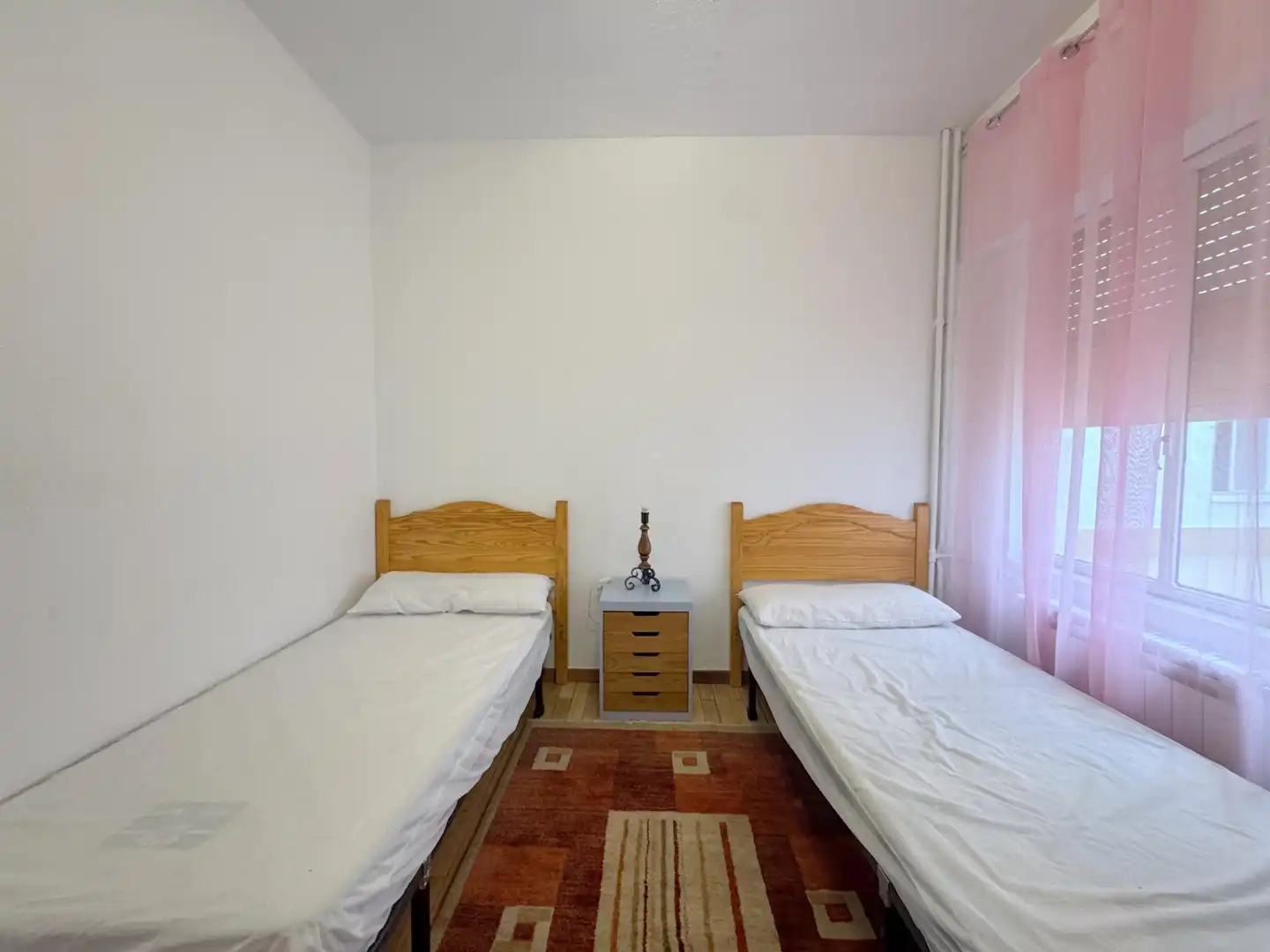 Habitación de Piso de alquiler en Ávila con Parquet y Amueblado