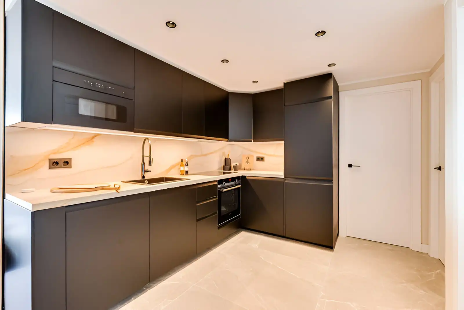 Penthouse mit Pool zum Verkauf in Nueva Andalucía, imagen 29