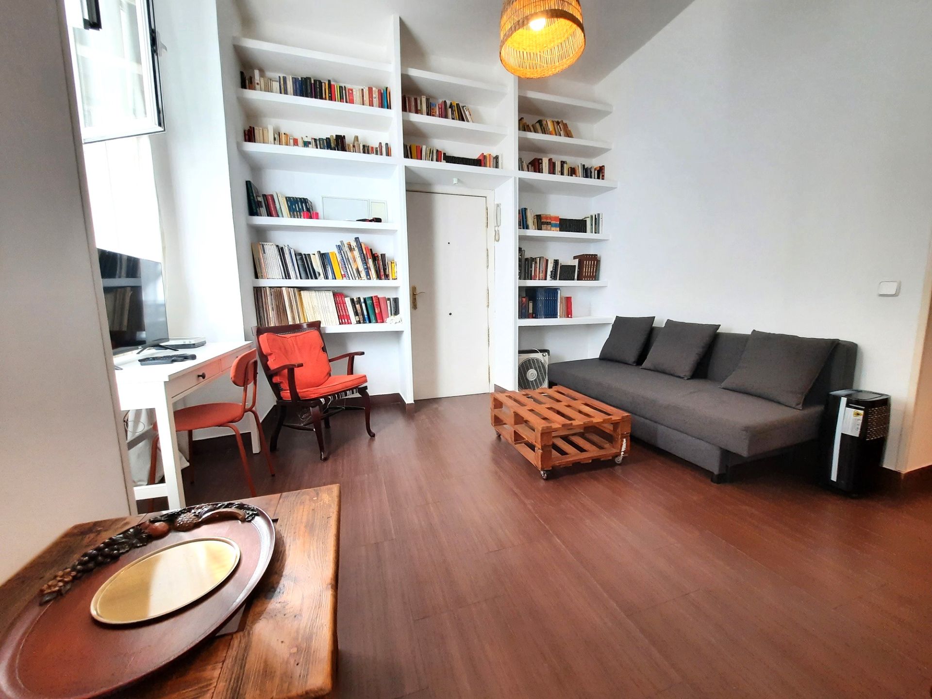 Living room of Apartment for sale in  Madrid Capital  with Heating, Furnished and Oven