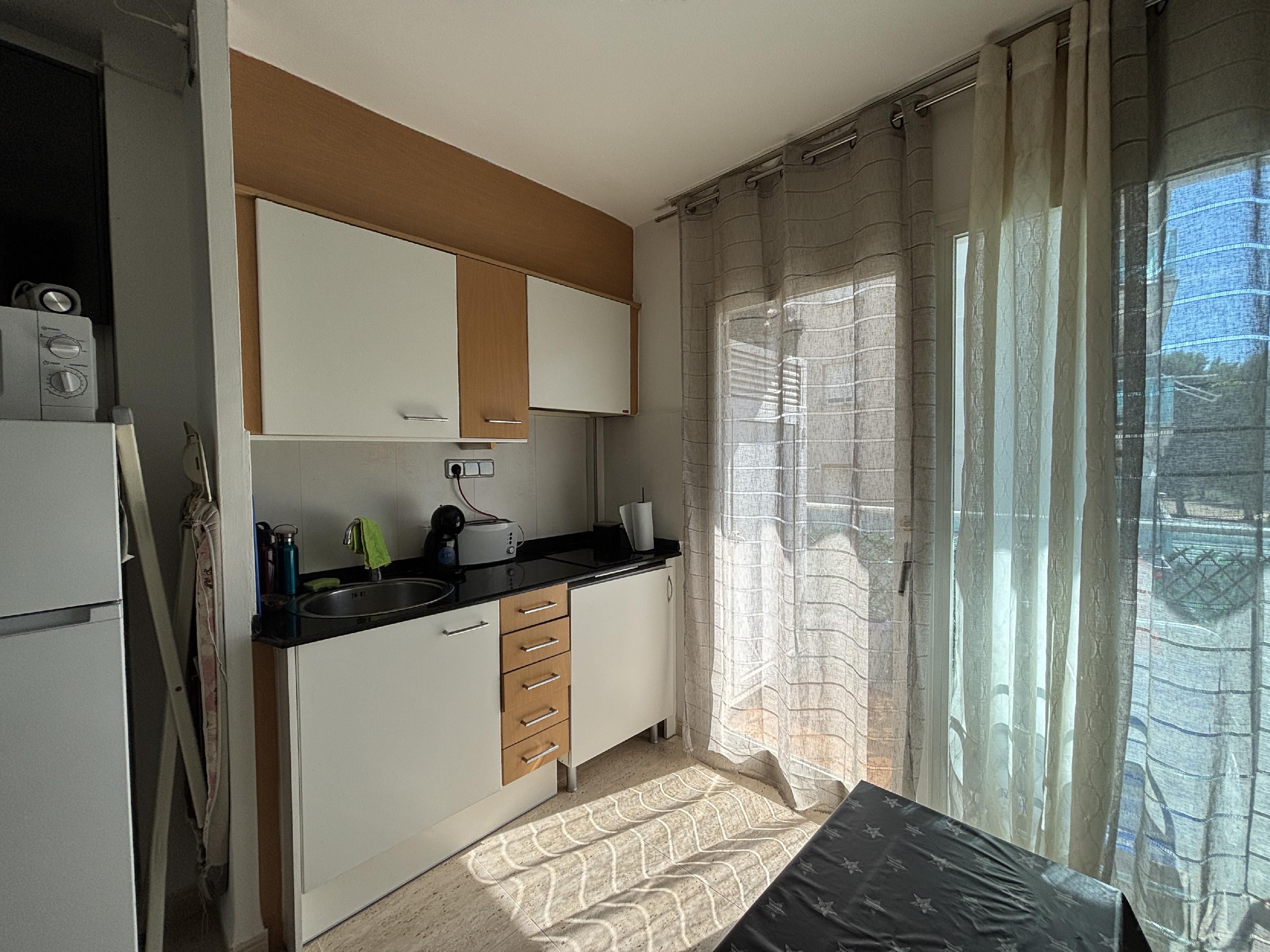 Kitchen of Apartment for sale in Cambrils  with Air Conditioner, Terrace and Swimming Pool