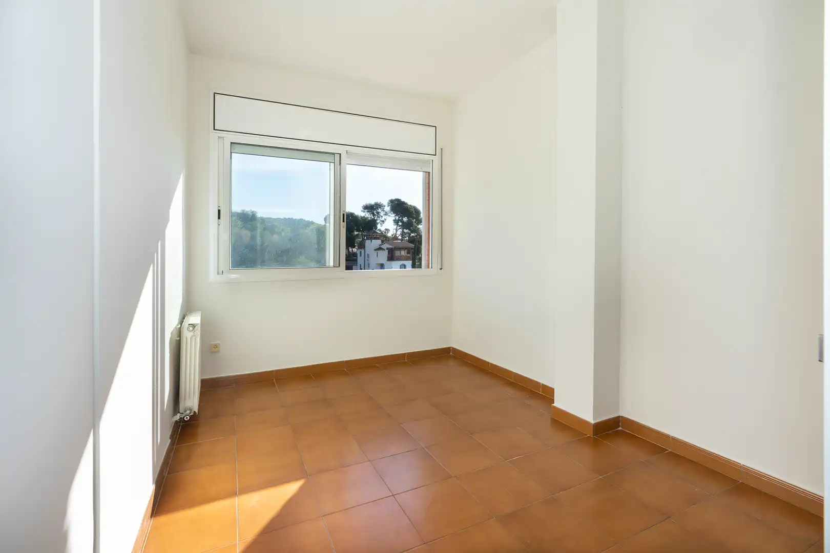 Habitación de Casa adosada de alquiler en Barcelona con Aire acondicionado, Calefacción y Jardín privado