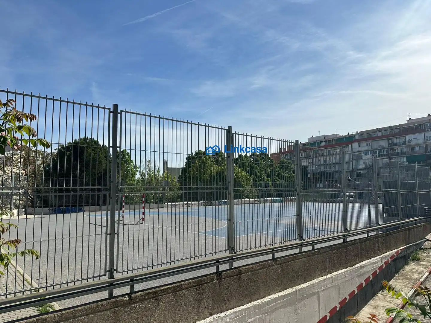 Vista exterior de Piso en venta en Madrid