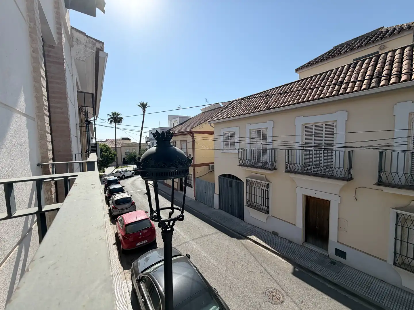 Außenansicht von Wohnungen zum Verkauf in Castilleja de la Cuesta mit Klimaanlage und Balkon