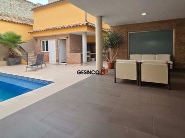 Casa con balcone in vendita a Aielo de Malferit