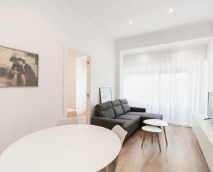 Sala d'estar de Apartament de lloguer en L'Hospitalet de Llobregat amb Aire condicionat