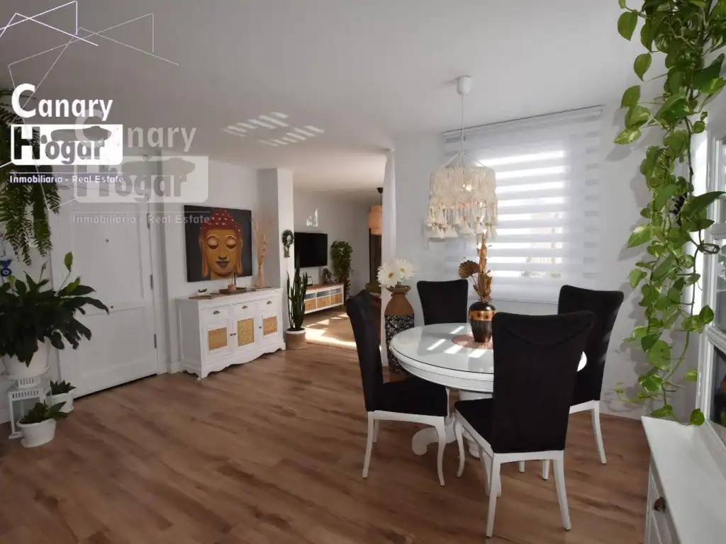 Esszimmer von Dachboden zum Verkauf in San Miguel de Abona mit Heizung, Privatgarten und Balkon