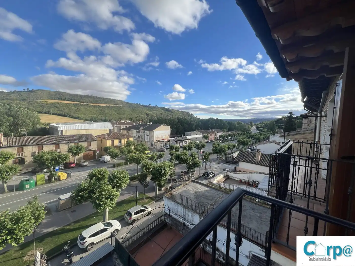 Exterior view of Flat for rent in Puente la Reina / Gares  with Heating, Parquet flooring and Balcony