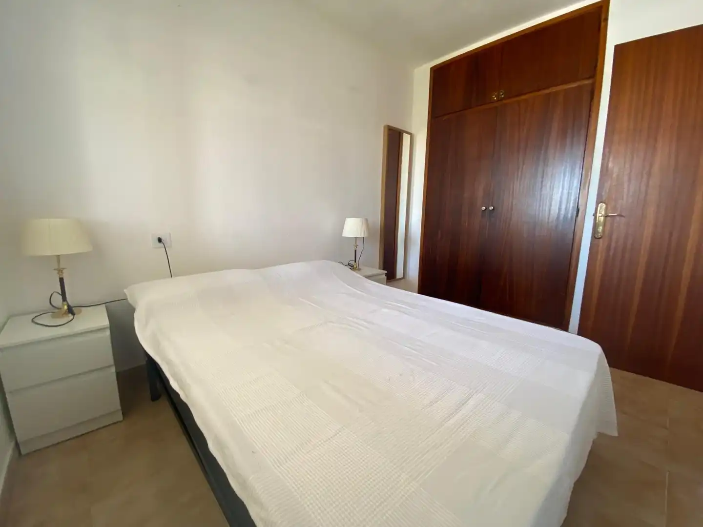 Habitación de Piso en venta en Roses con Terraza, Piscina y Amueblado