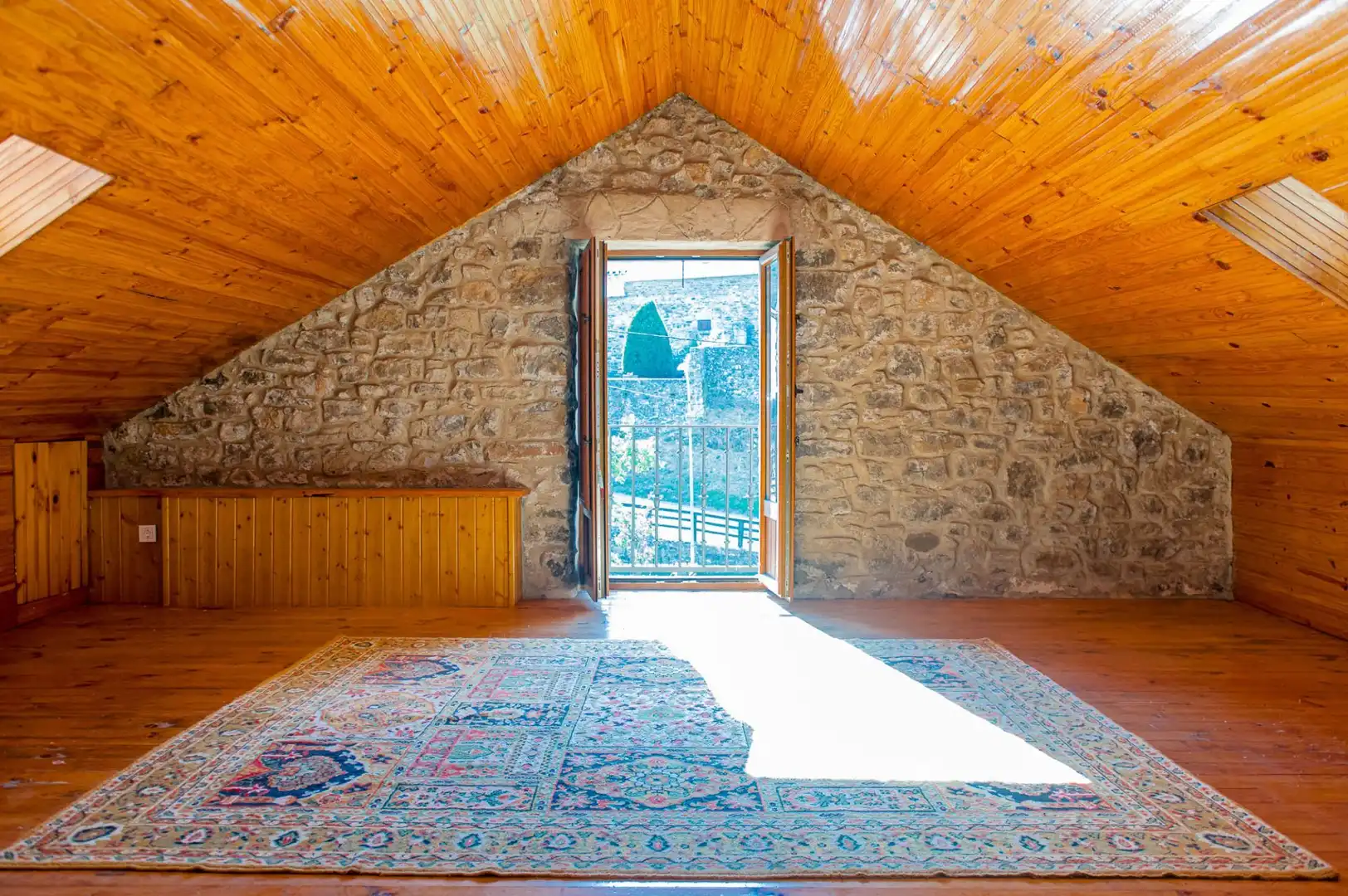 Casa o chalet en venta en Cabrillanes con Calefacción, Trastero y Amueblado