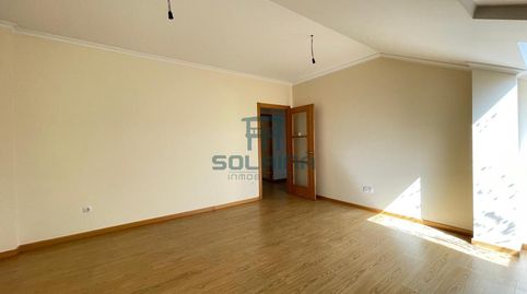 Foto 3 de Ático en venta en San Cibrao das Viñas, Ourense