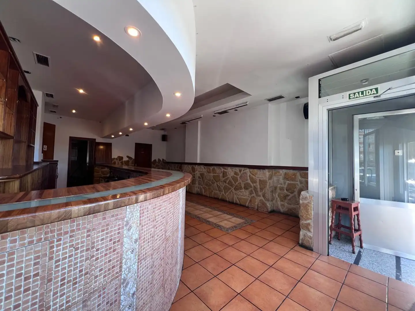 Business premises for sale in Calle Cabo Peñas, imagen 10