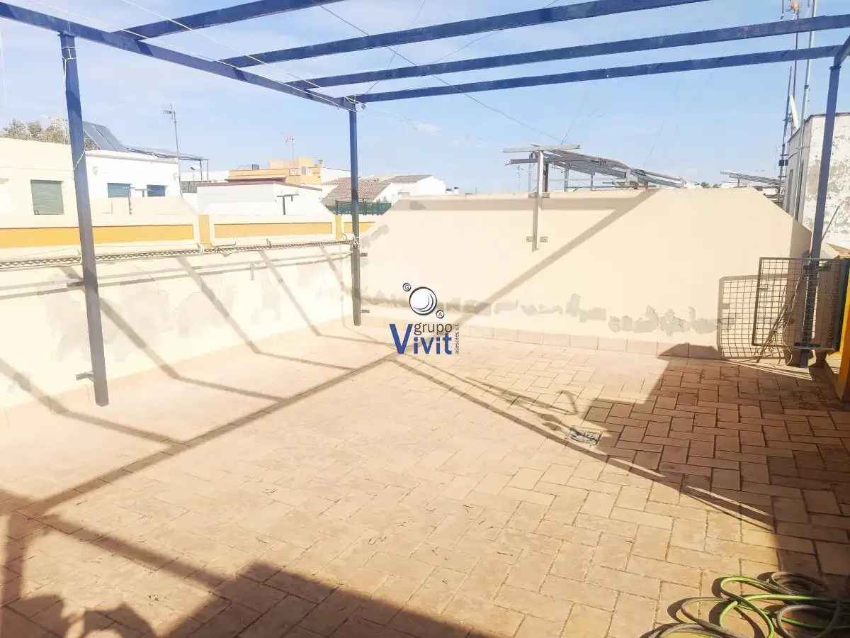Terrassa de Casa o xalet en venda en Nueva Alcalá