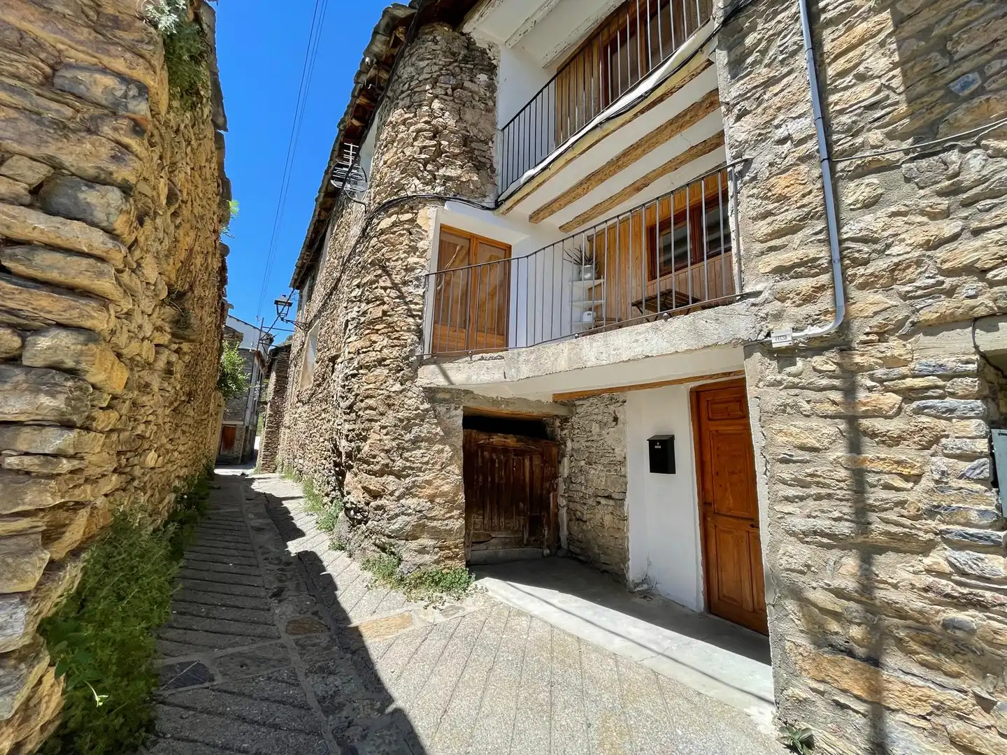 Vista exterior de Casa o chalet en venta en Sort con Calefacción, Parquet y Terraza