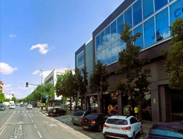 Oficina en Venta en Avenida de Hytasa en El Plantinar – Avda. La Paz - El Juncal