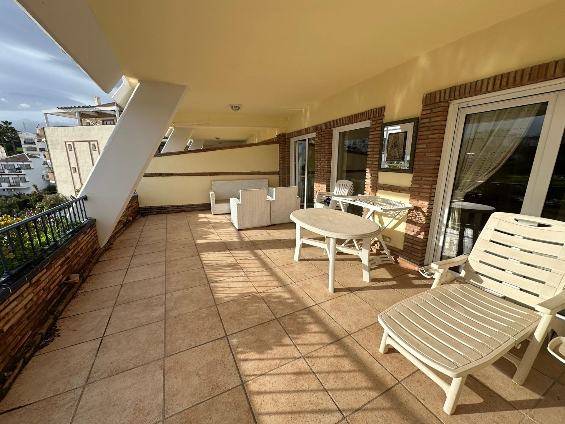 Terrassa de Apartament de lloguer en Mijas amb Aire condicionat, Terrassa i Traster