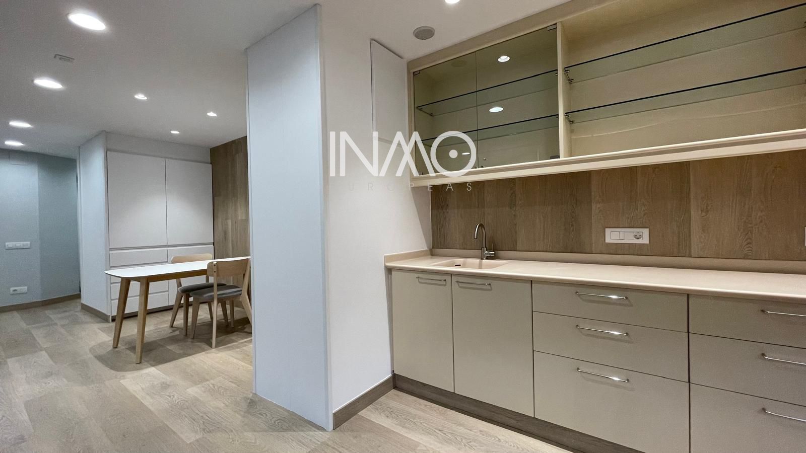 Office to rent in Joan Maragall, Mercat