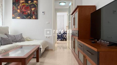 Foto 4 de Piso de alquiler en Héroe de Sostoa, Girón - Las Delicias, Málaga Capital