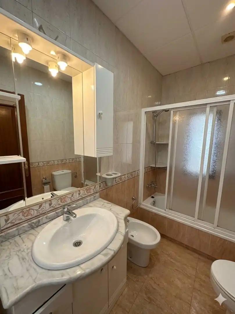 Baño de Casa o chalet en venta en Don Benito con Balcón