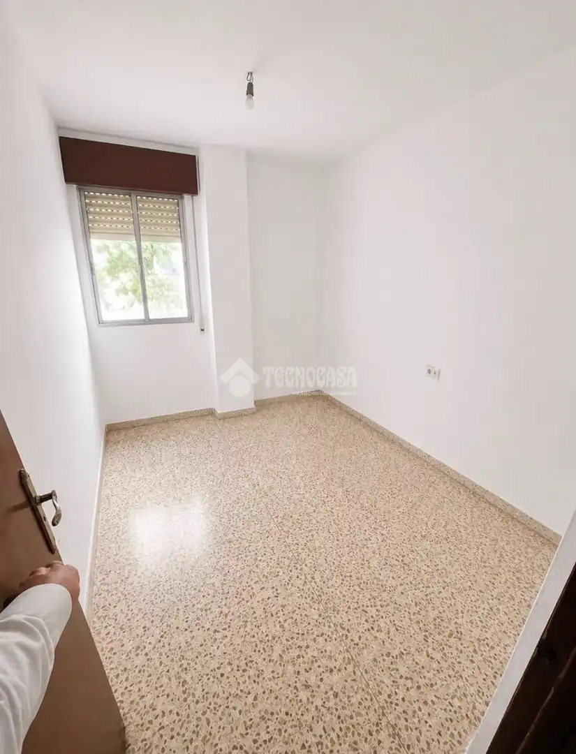 Dormitori de Pis en venda en Granada